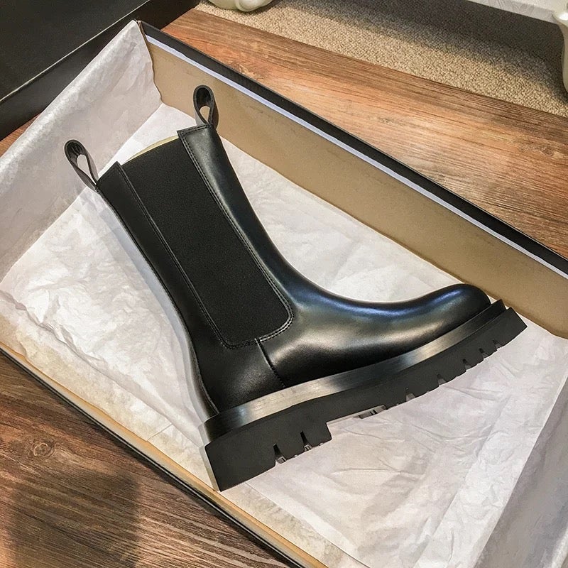 Francesca™ - Designer-Chelsea-Boots