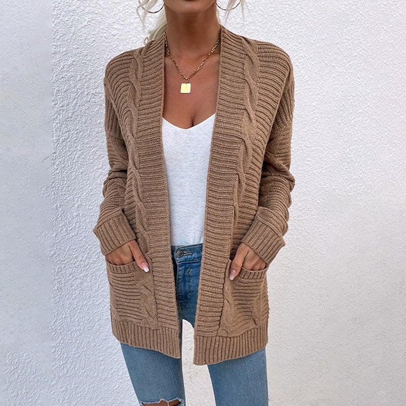 "Milena" Klassische Strickjacke